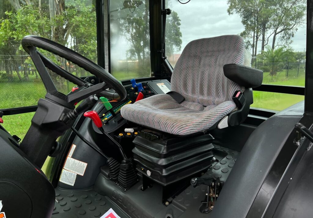 2004 Deutz-Fahr Agroplus 70