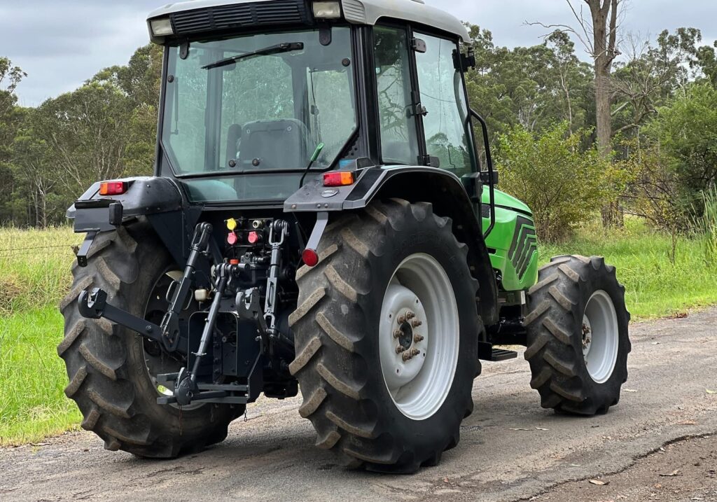2004 Deutz-Fahr Agroplus 70